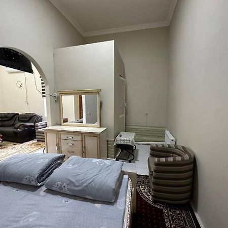Hostel Nabi Bobo Samarkand Exteriör bild