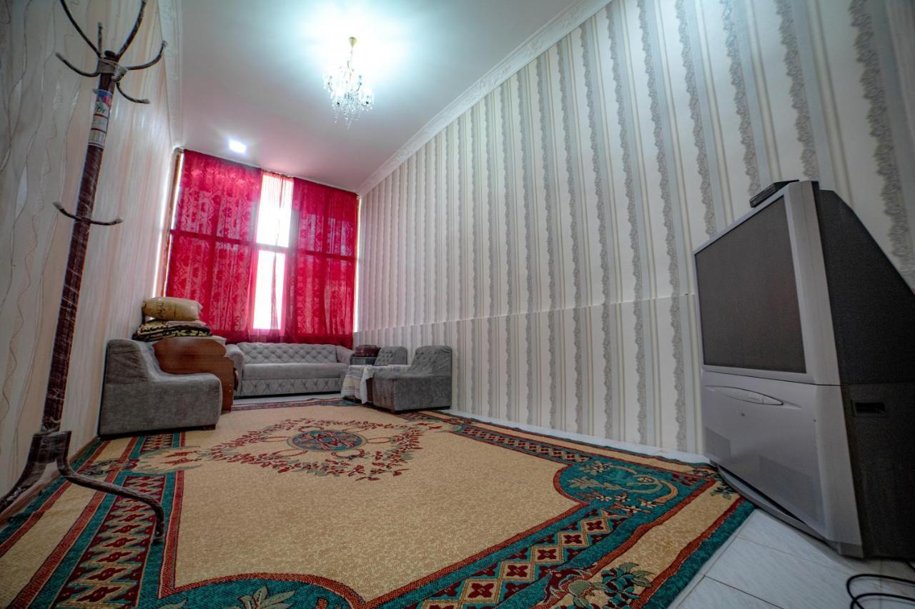 Hostel Nabi Bobo Samarkand Exteriör bild