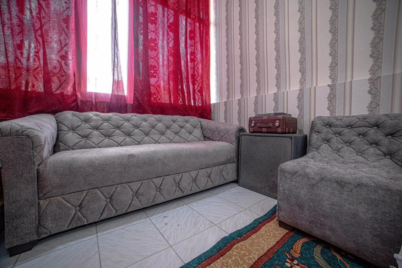 Hostel Nabi Bobo Samarkand Exteriör bild