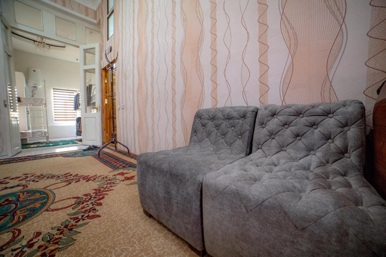 Hostel Nabi Bobo Samarkand Exteriör bild