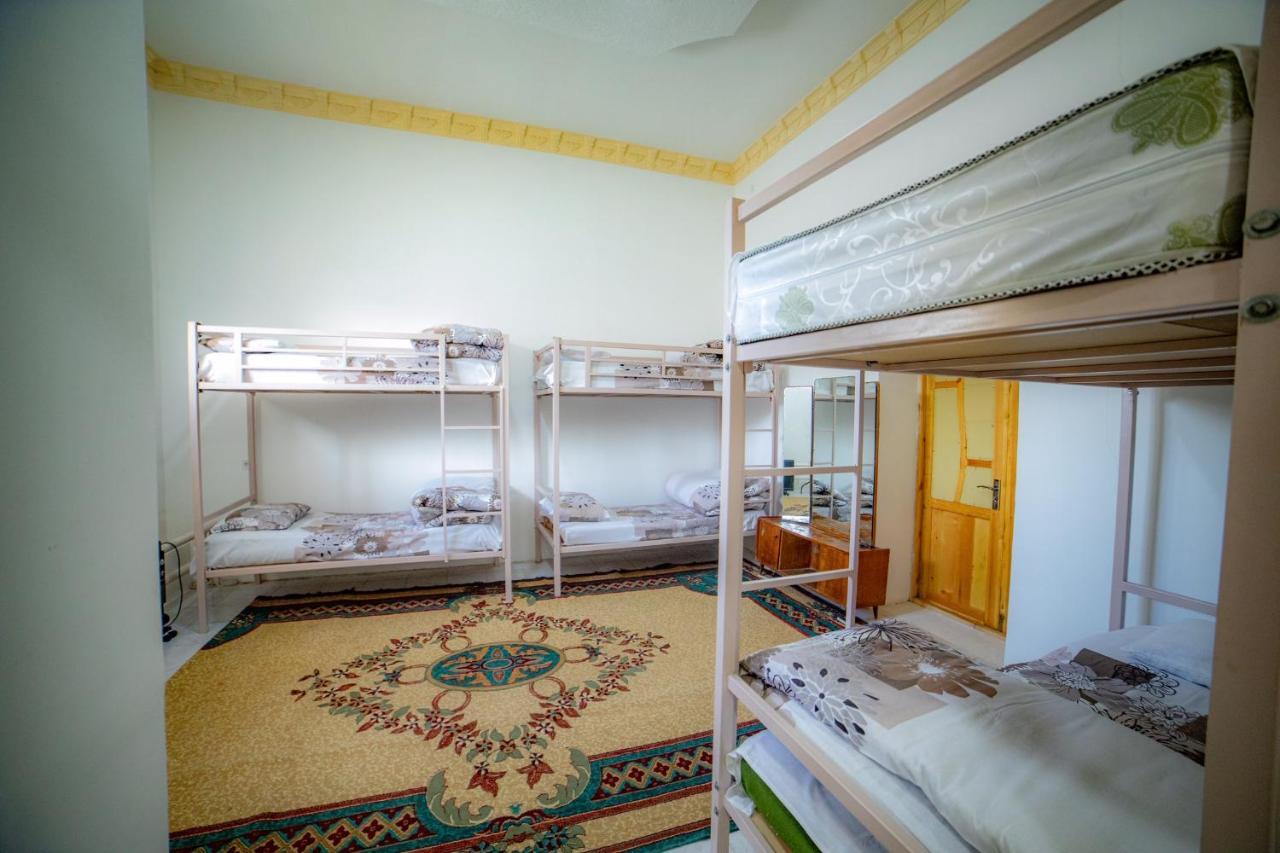 Hostel Nabi Bobo Samarkand Exteriör bild