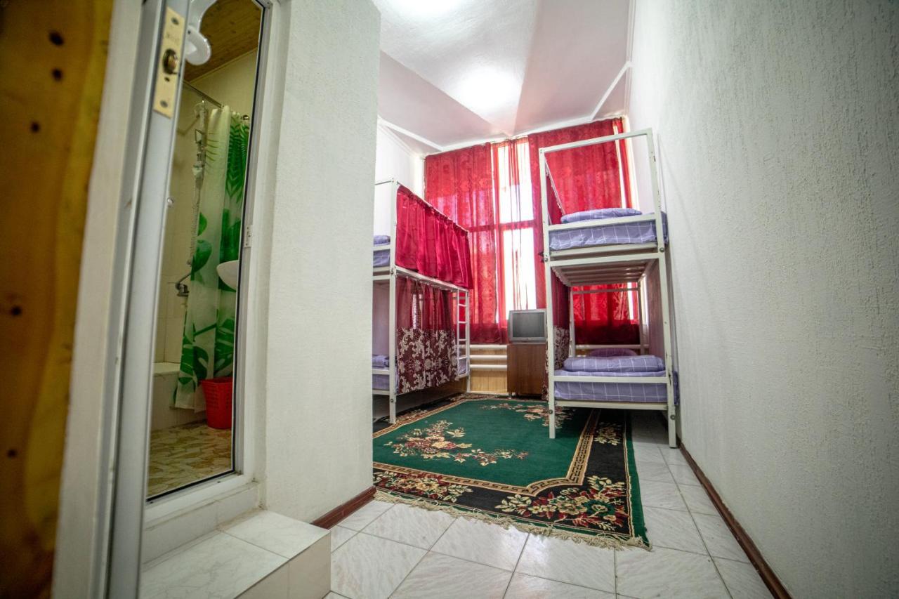 Hostel Nabi Bobo Samarkand Exteriör bild