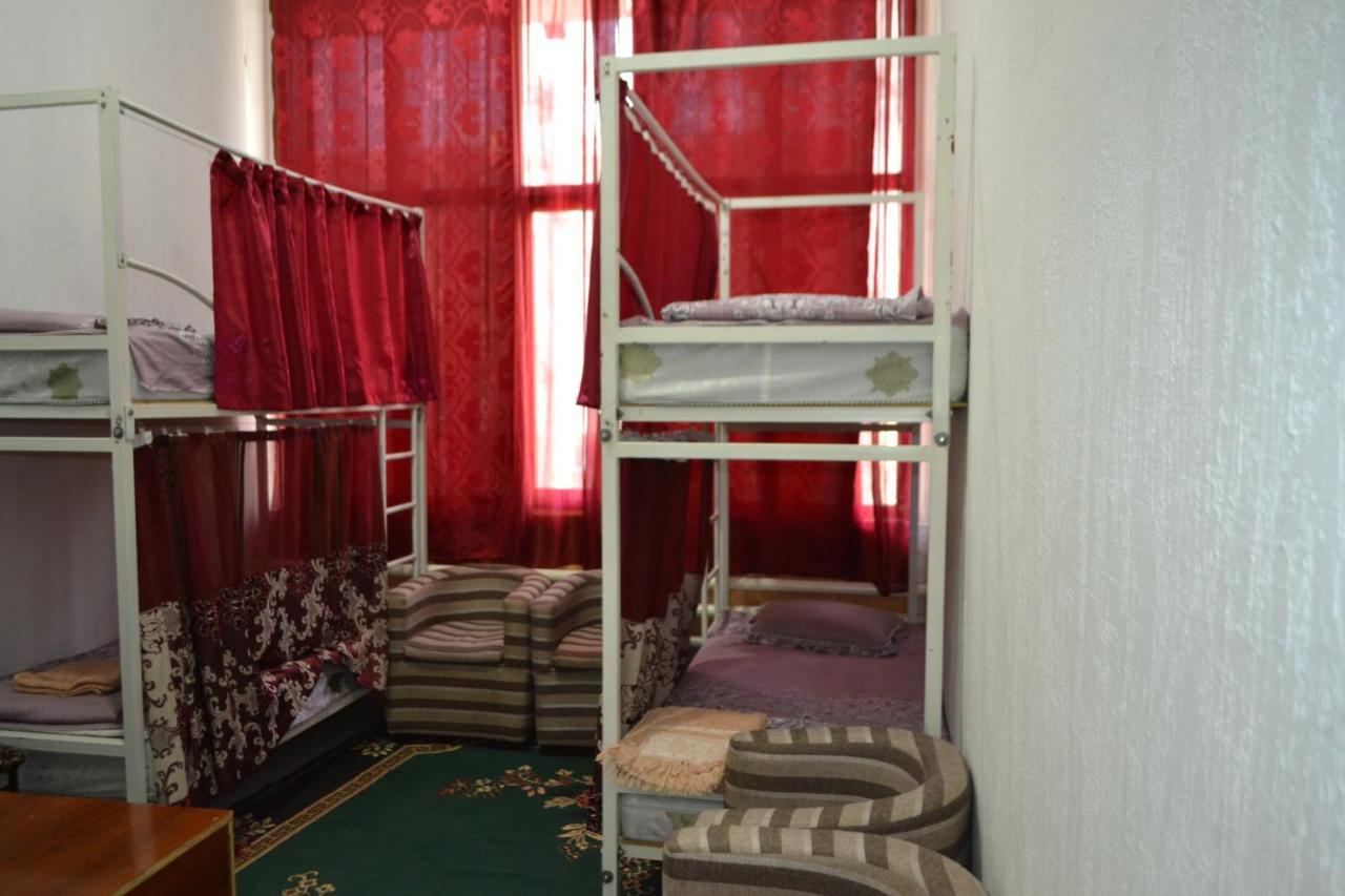 Hostel Nabi Bobo Samarkand Exteriör bild