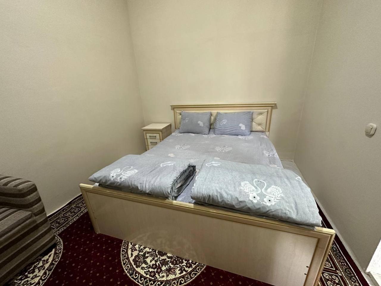 Hostel Nabi Bobo Samarkand Exteriör bild