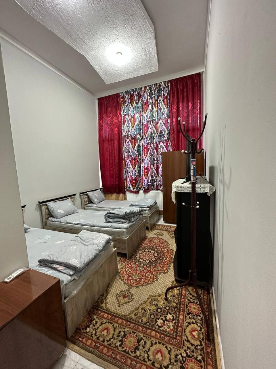 Hostel Nabi Bobo Samarkand Exteriör bild