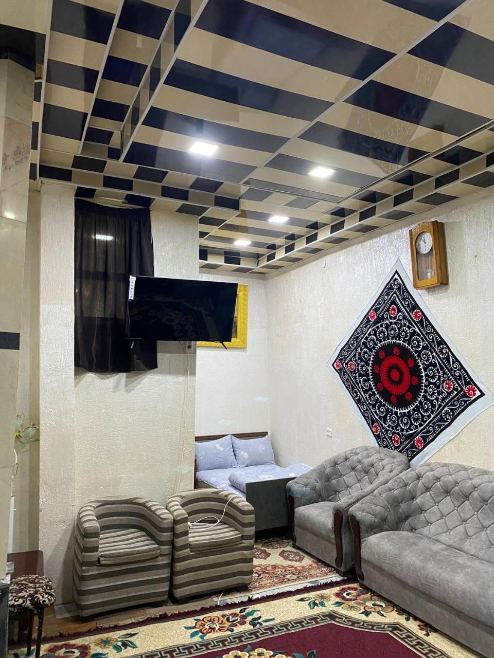 Hostel Nabi Bobo Samarkand Exteriör bild